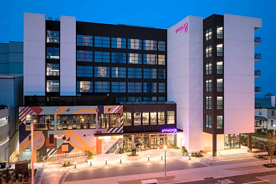 Moxy Virginia Beach Oceanfront