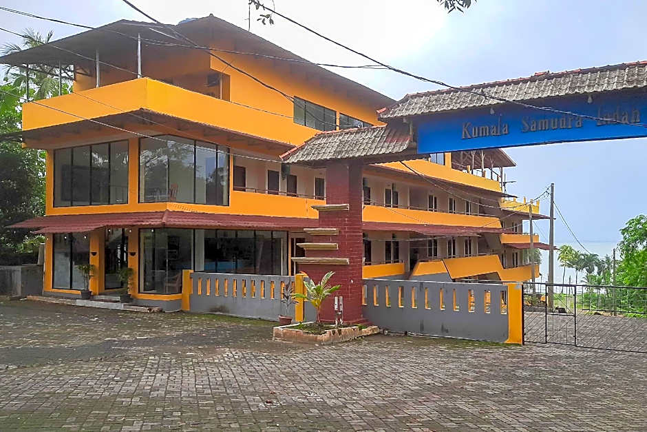 RedDoorz @ Hotel Kumala Pelabuhanratu