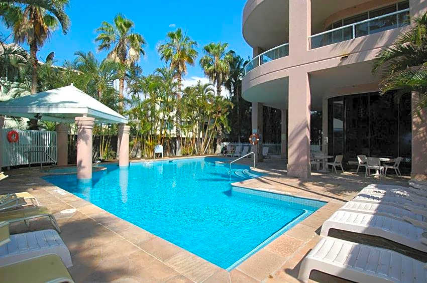 Deluxe Private Apartment and Studio - Ocean Views