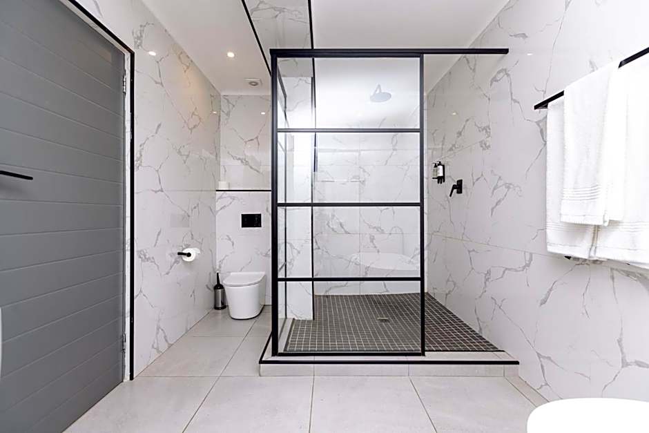 MINT Hotel 84 on Katherine