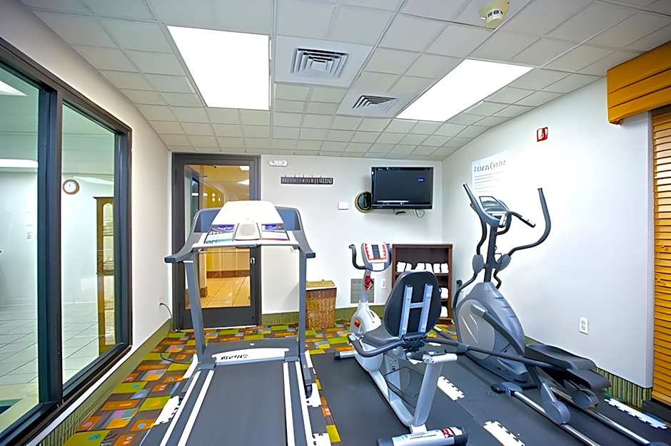 Holiday Inn Express Atlanta NE - I-85 Clairmont by IHG