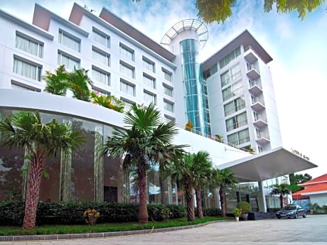 Mondial Hotel Hue
