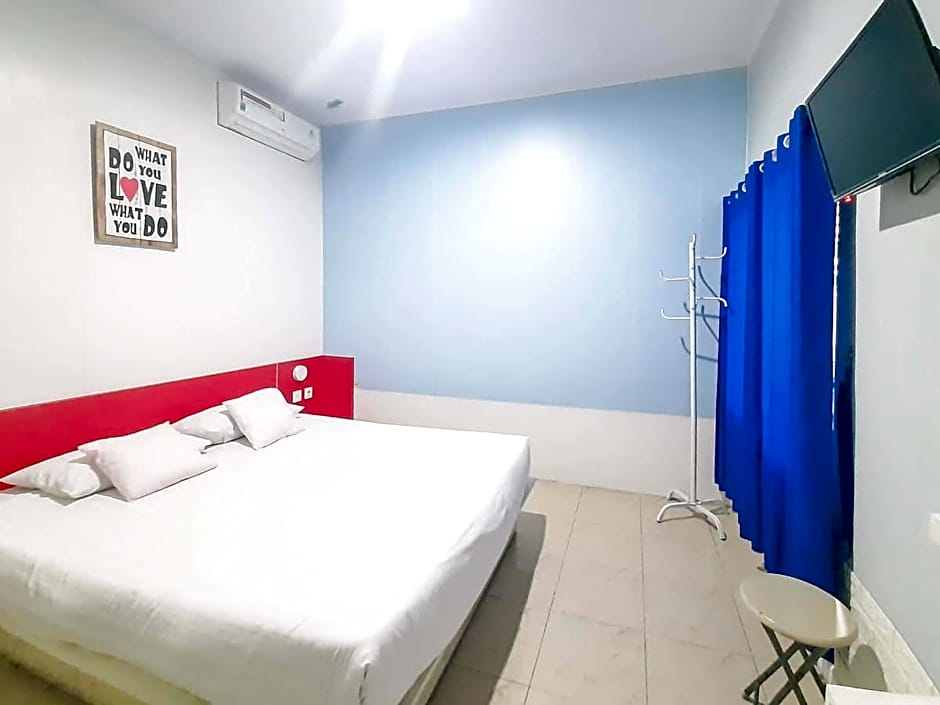 Londres Bed and Breakfast RedPartner near Gembira Loka Zoo