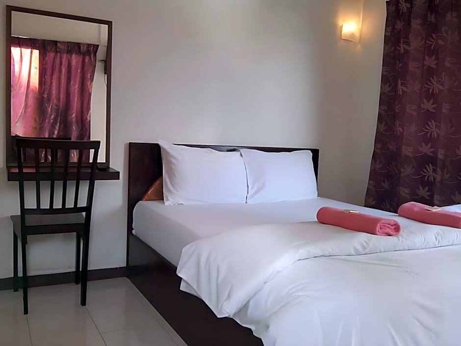 Rasa Senang Villa - Muslim Only