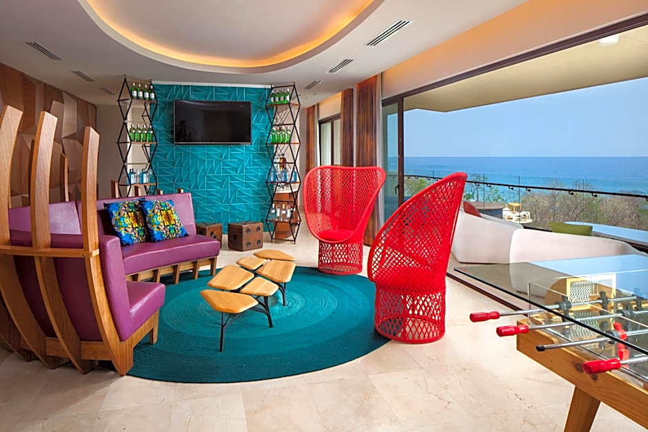 Photo 1 of 3 of 1 Bedroom 1 King Bed Suite, Ocean View, Balcony