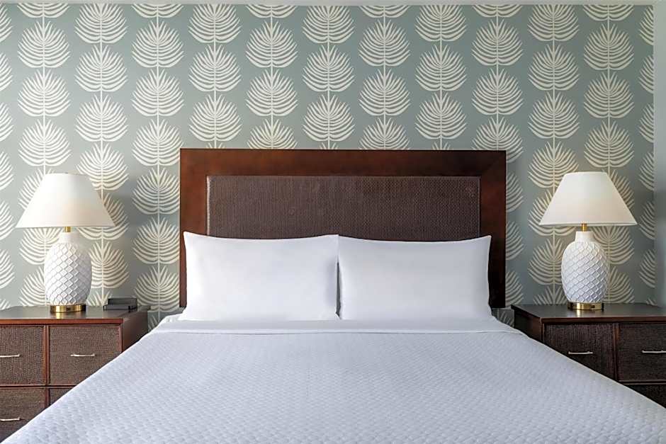 Jamaica Bay Inn Marina Del Rey Tapestry Collection by Hilton