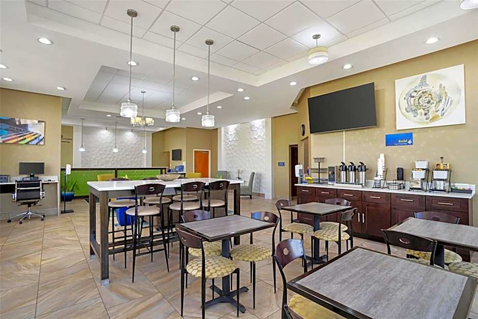 Best Western Inn & Suites Monroe