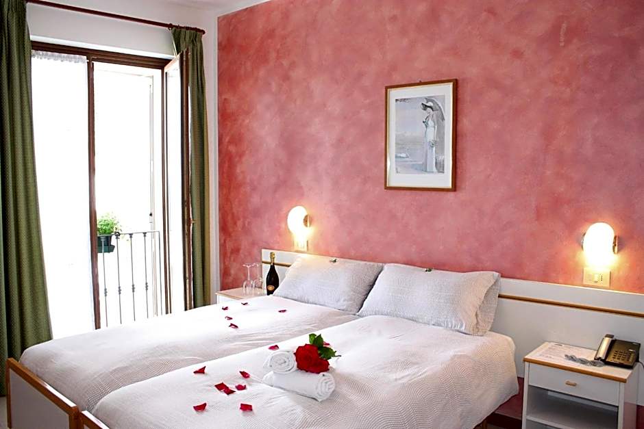 Stella D'Oro - Hotel & Apartments