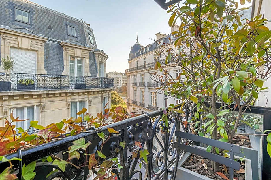 Chalgrin Boutique Hotel