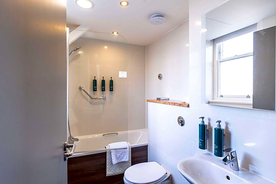 DoubleTree By Hilton London - West End