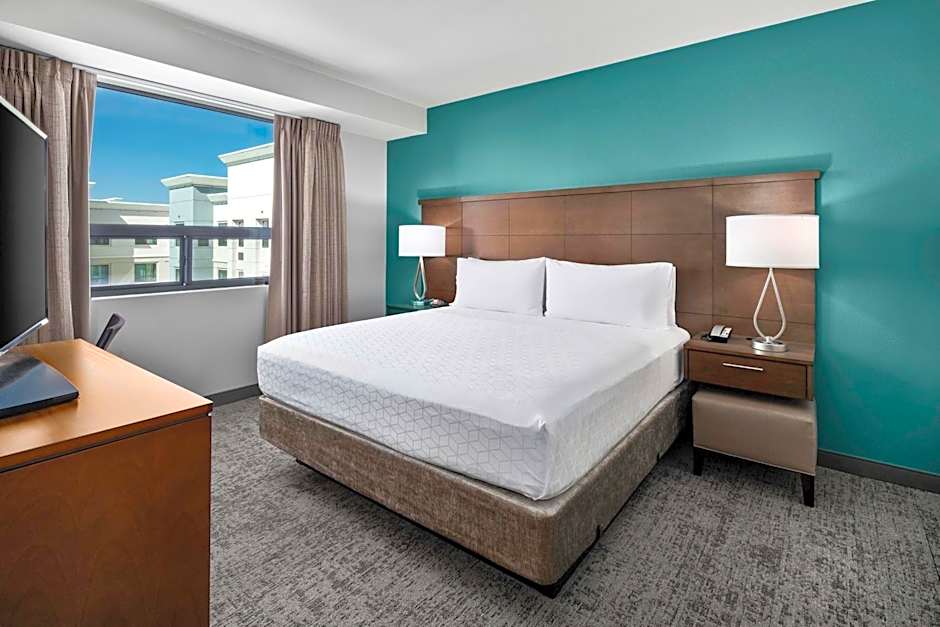 Staybridge Suites Irvine - John Wayne Airport By IHG