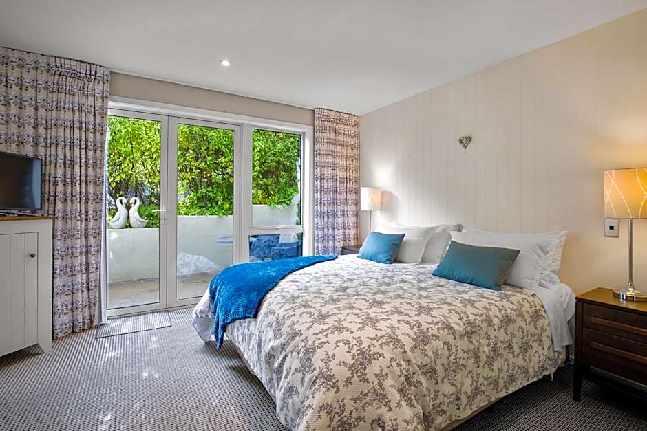Queenstown House Bed & Breakfast and Apartments
