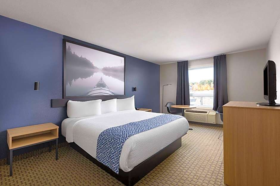 Super 8 by Wyndham St-Jerome