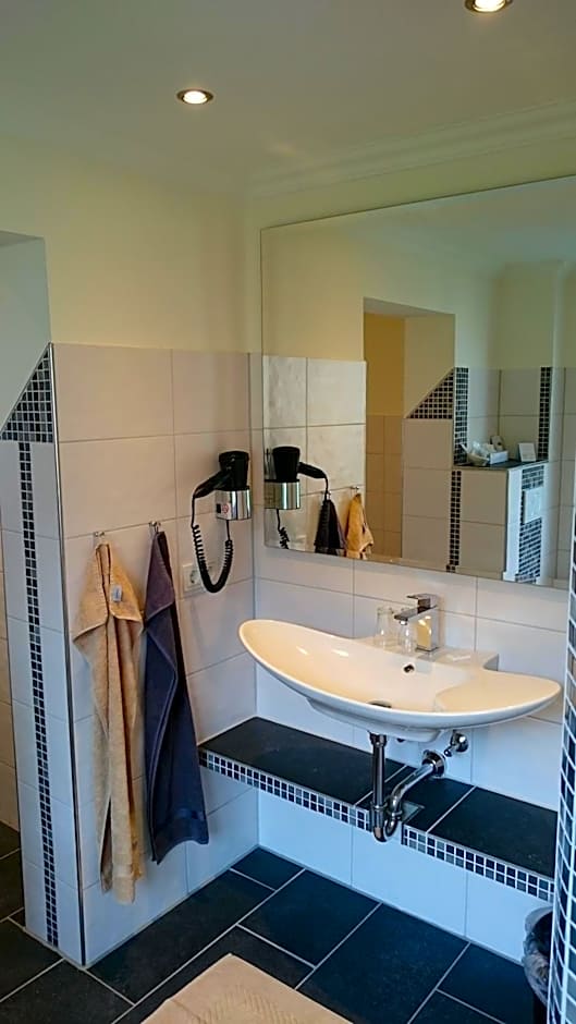 Haus Hohenzollern & Haus 'Ambiente