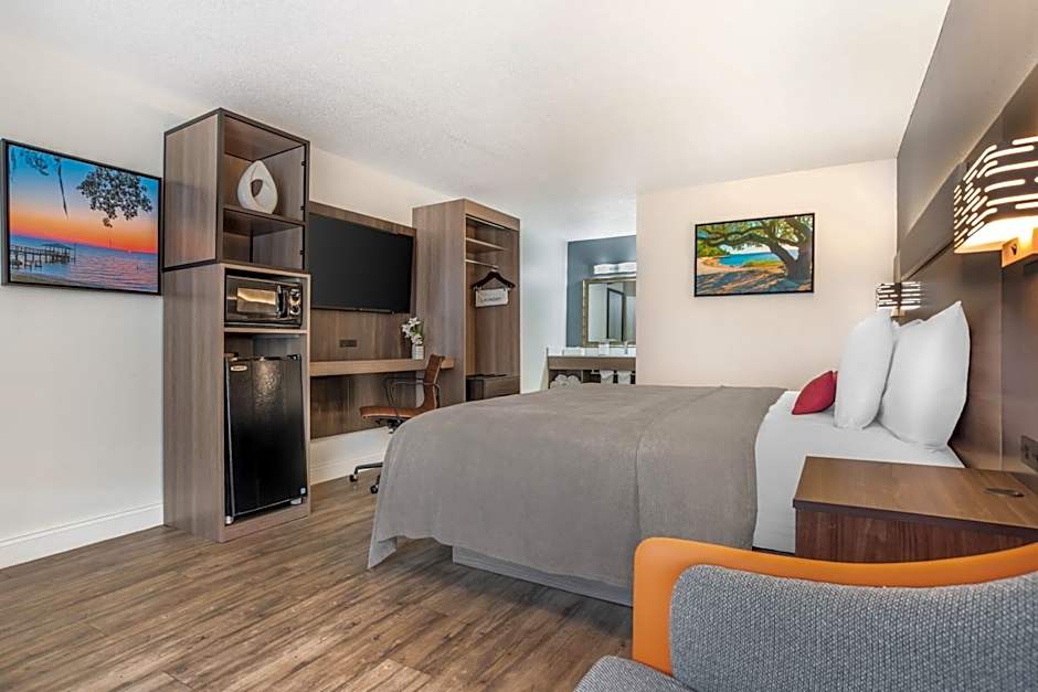 Key West Inn - Fairhope