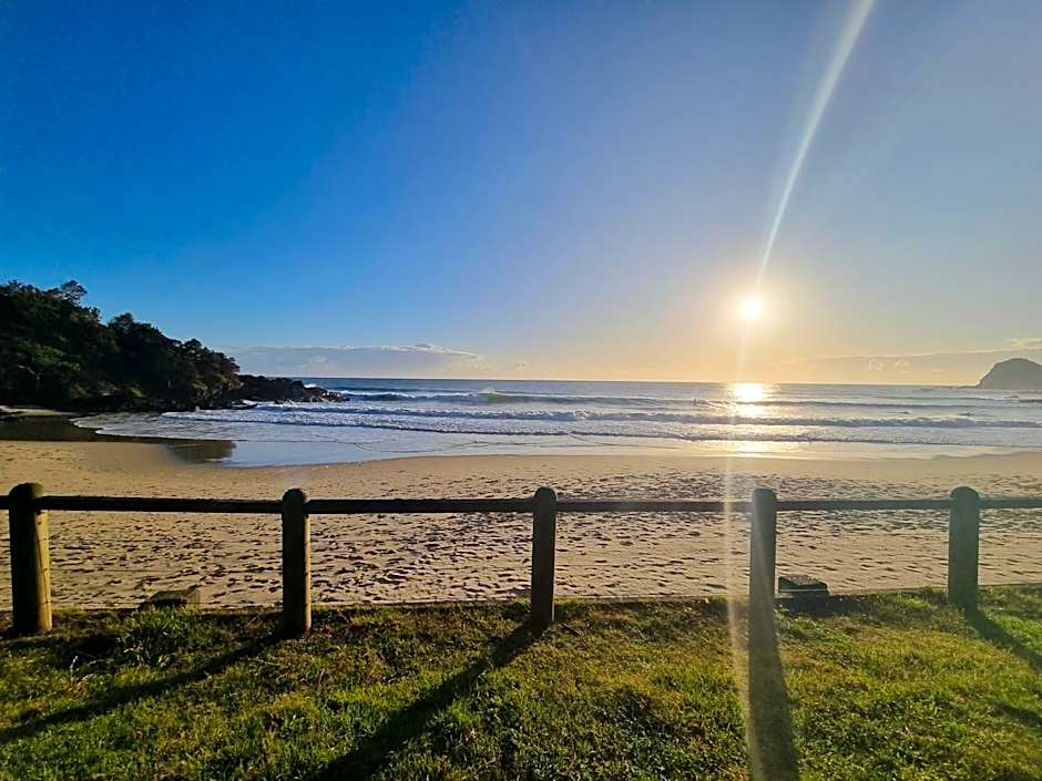 Beachside Backpackers