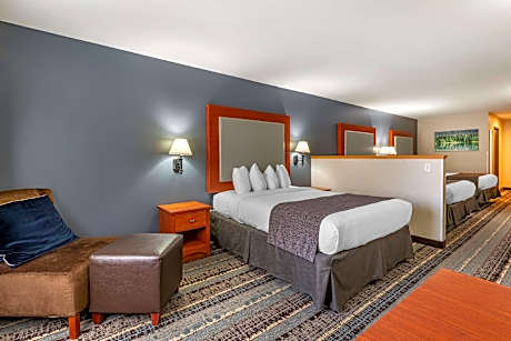 Queen Room with Two Queen Beds