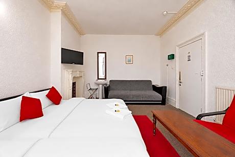 Triple Room with Shared Bathroom