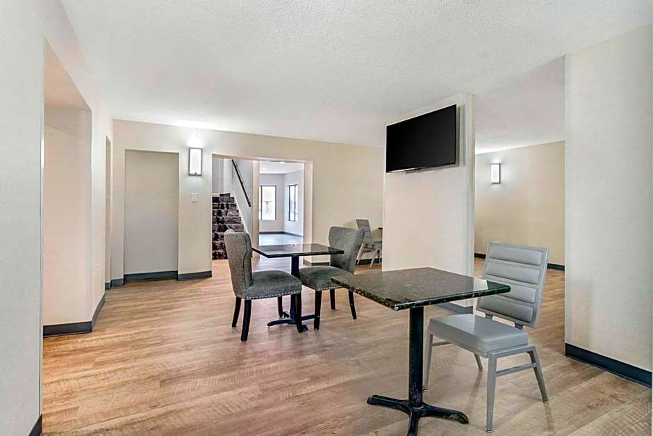 Comfort Inn Kansas City Midtown