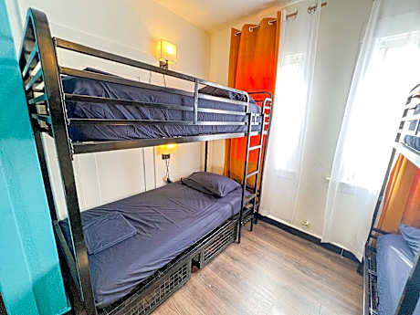Dormitory with Single Bed - Female Only