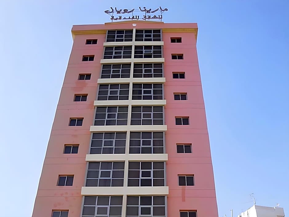 Marina Royal Hotel Suite