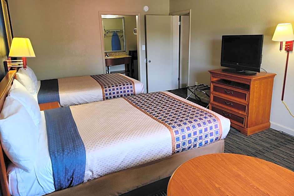 Travelodge by Wyndham Williamsburg Colonial Area