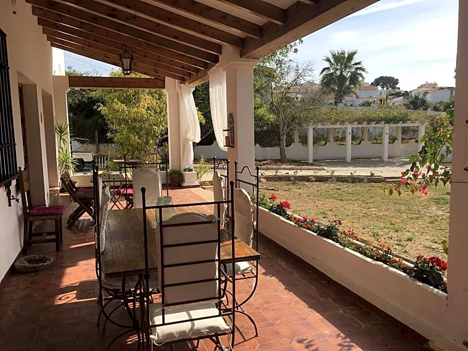 Casa Rural Paloma B&B