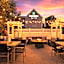 MainStay Suites Appleton Airport - Fox River Mall Area