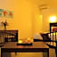 Whispering Palms Hotel