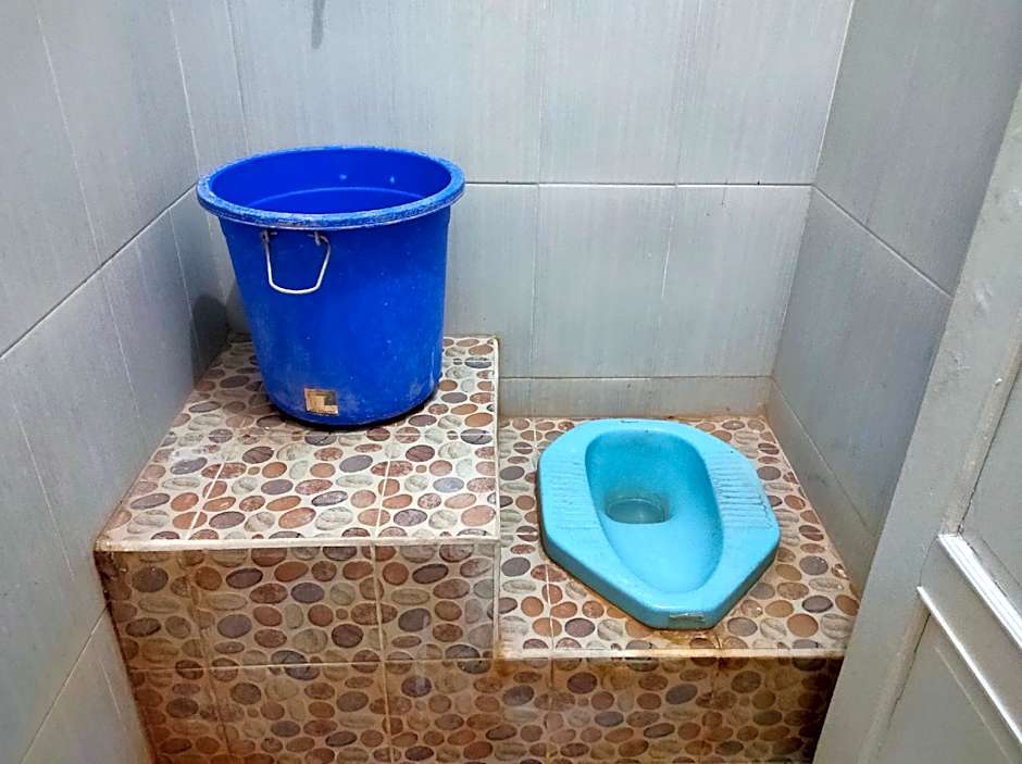 Hotel Keluarga Mekar Jaya Syariah Near UNS Solo