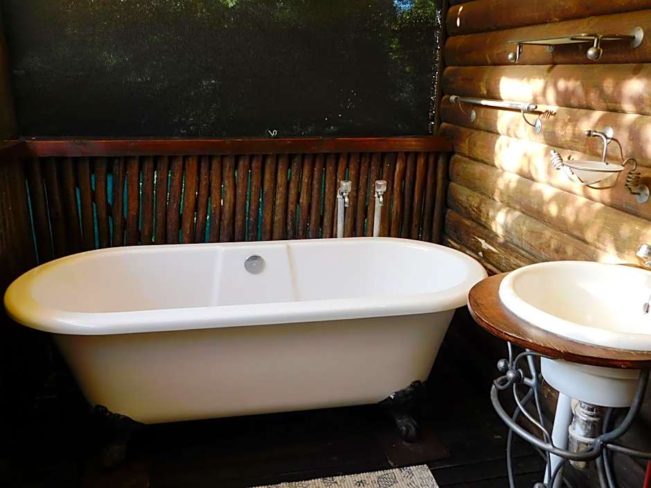 Isinkwe Bush Camp