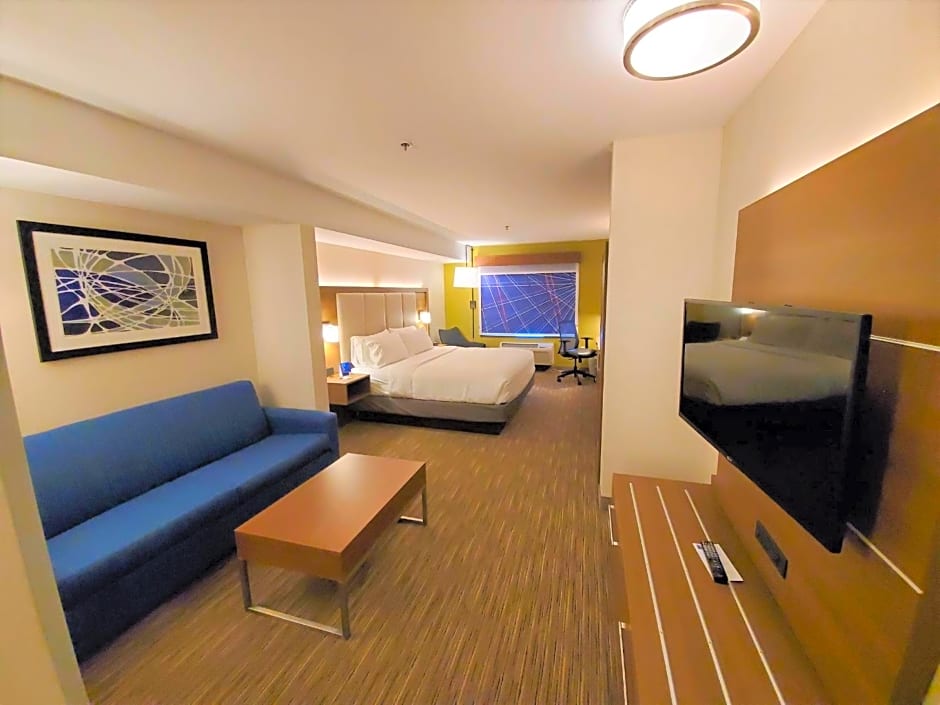 Holiday Inn Express Hotel & Suites Seattle North - Lynnwood, an IHG Hotel