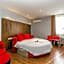 Da Du Club Hotel
