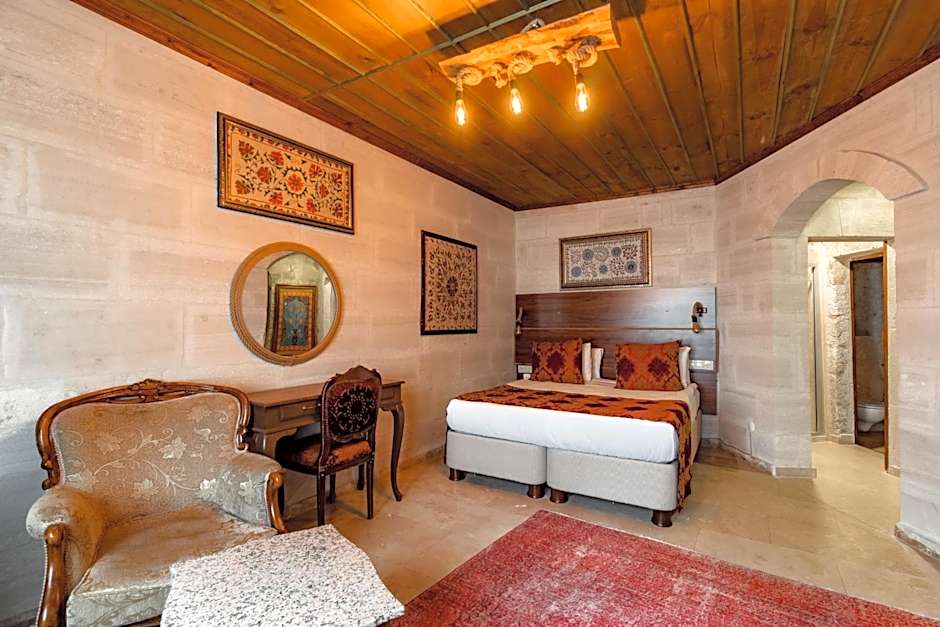 Amber Cave Suites
