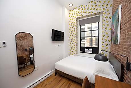 Queen Room with Shared Bathroom
