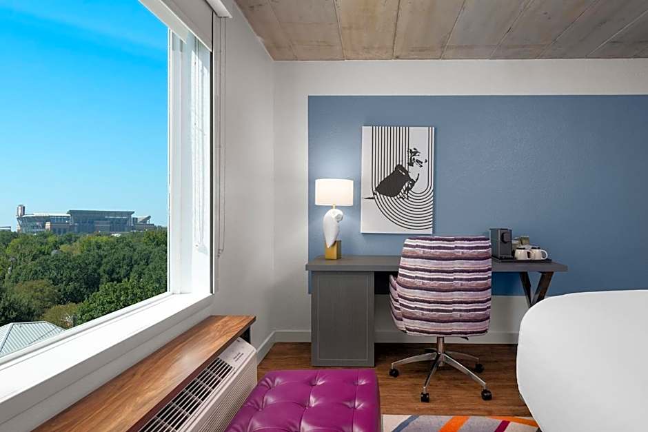 voco College Station Aggieland by IHG