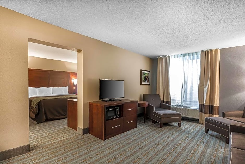 Comfort Inn Bay City - Riverfront