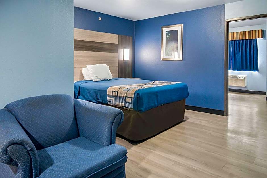 Rodeway Inn Carrollton I-35E