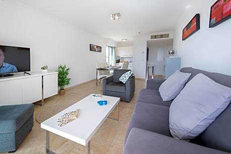 Two-Bedroom Apartment with Balcony and Sea View