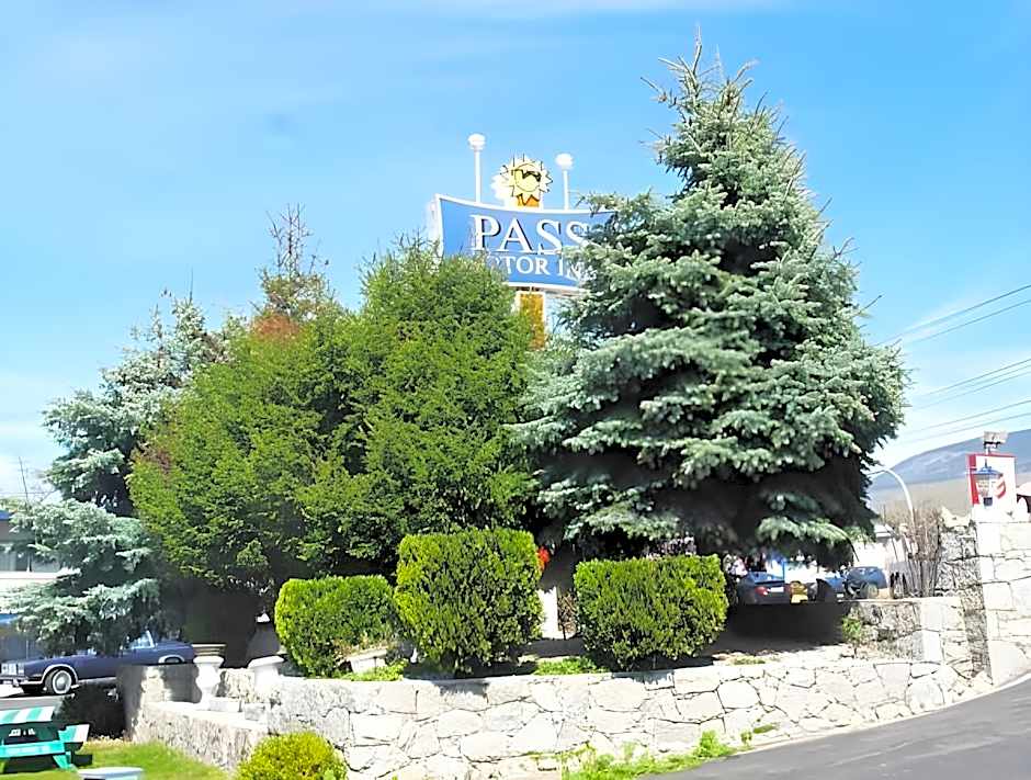Coast Penticton Hotel
