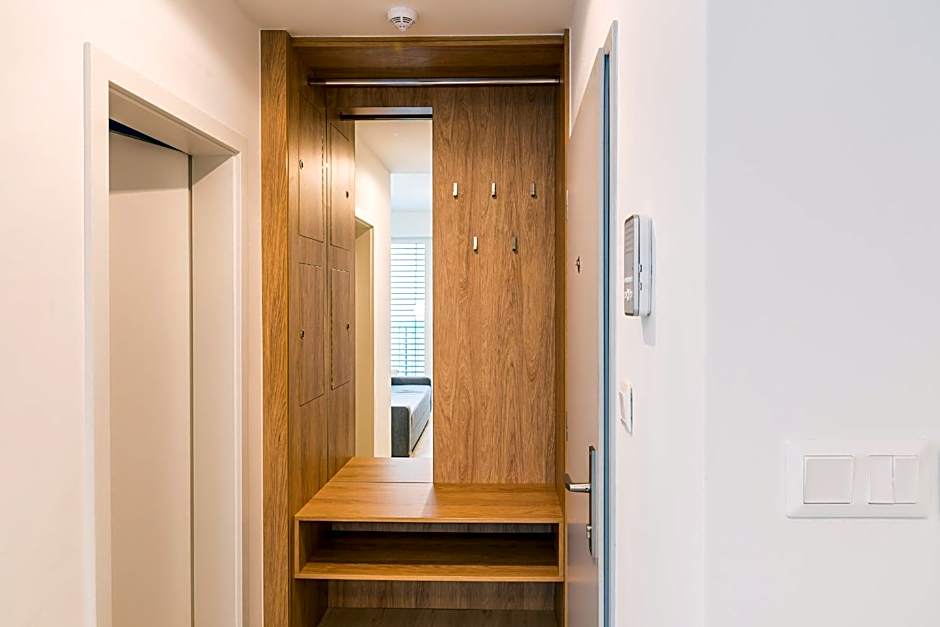 City Castle Apartments Free Parking