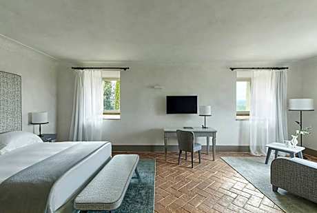 2 Room Deluxe Suite