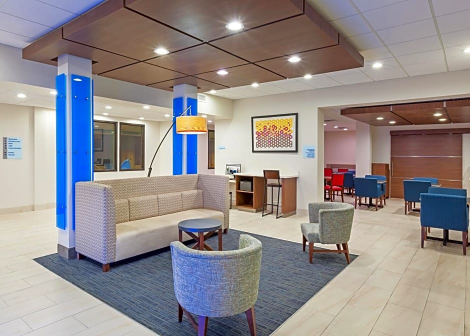 Holiday Inn Express & Suites Houston - Memorial Park Area