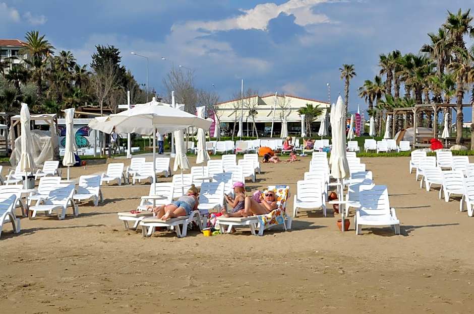 Cinar Family Suite Hotel