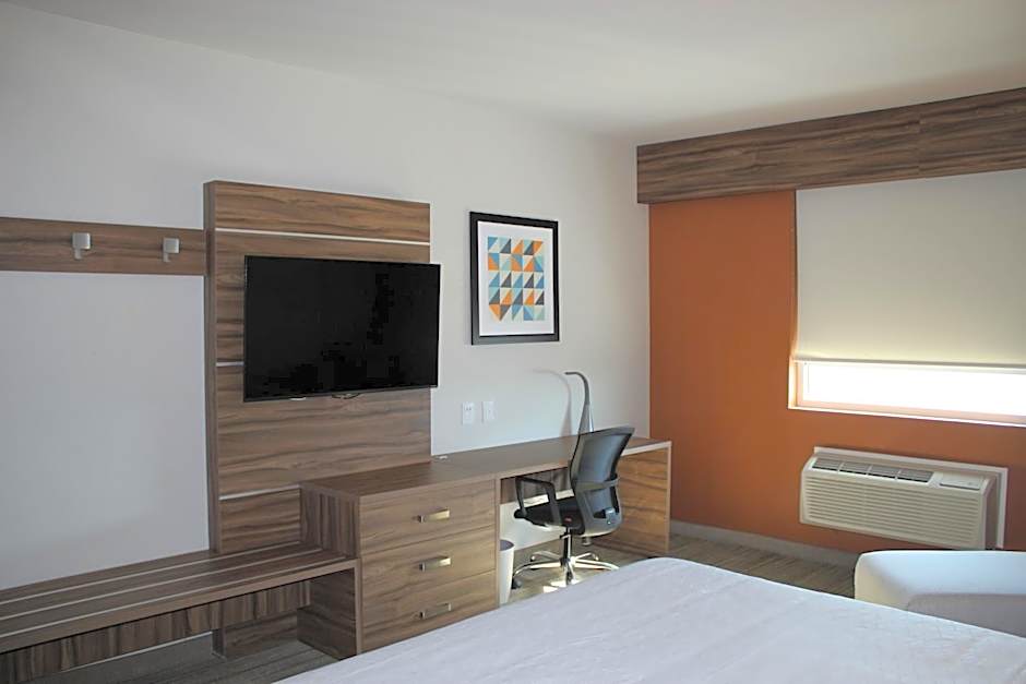 Holiday Inn Express - Monterrey - Fundidora By IHG