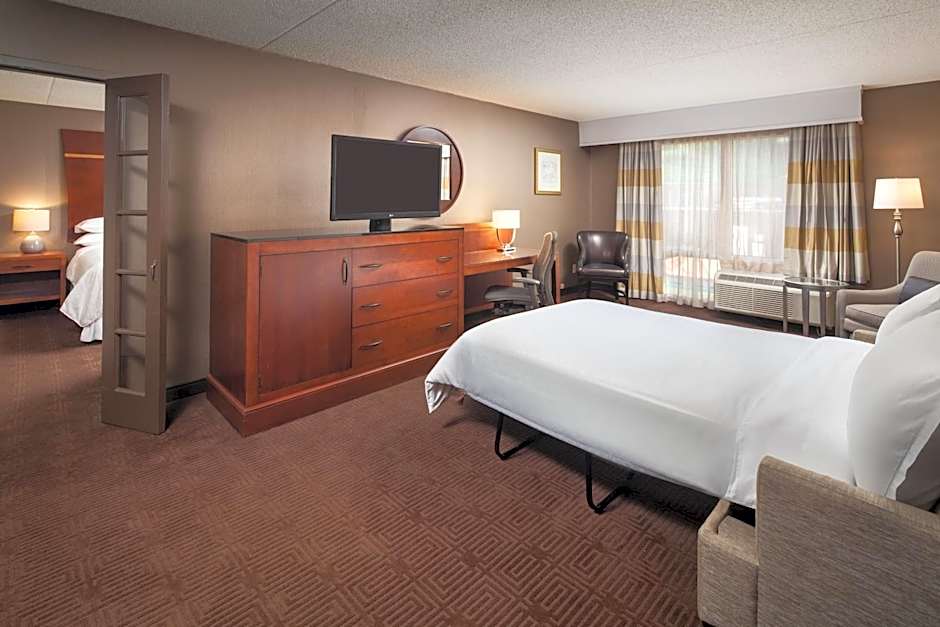 Sheraton Agoura Hills Hotel