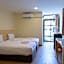 Fine Bed Hotel
