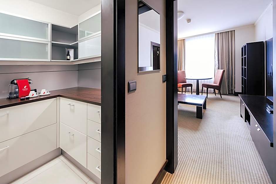 Crowne Plaza Bratislava By IHG