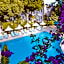 Moonshine Hotel & Suites