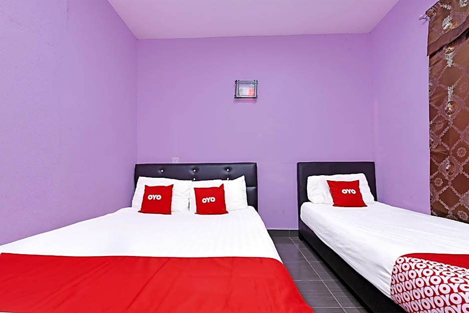 Hotel O Awan Biru Motel
